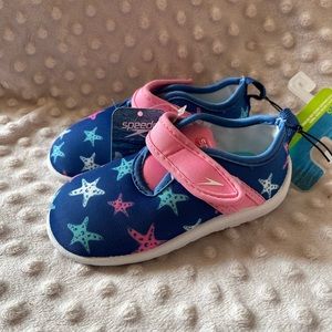 NWT Speedo Water Shoes